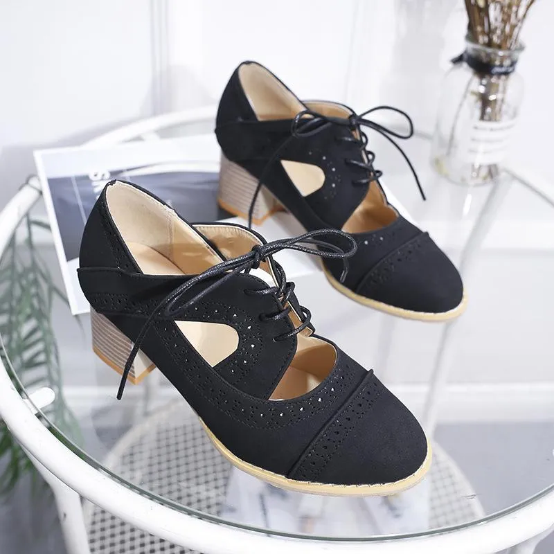 Vintage Shallow Breathable Low Heel Sandals